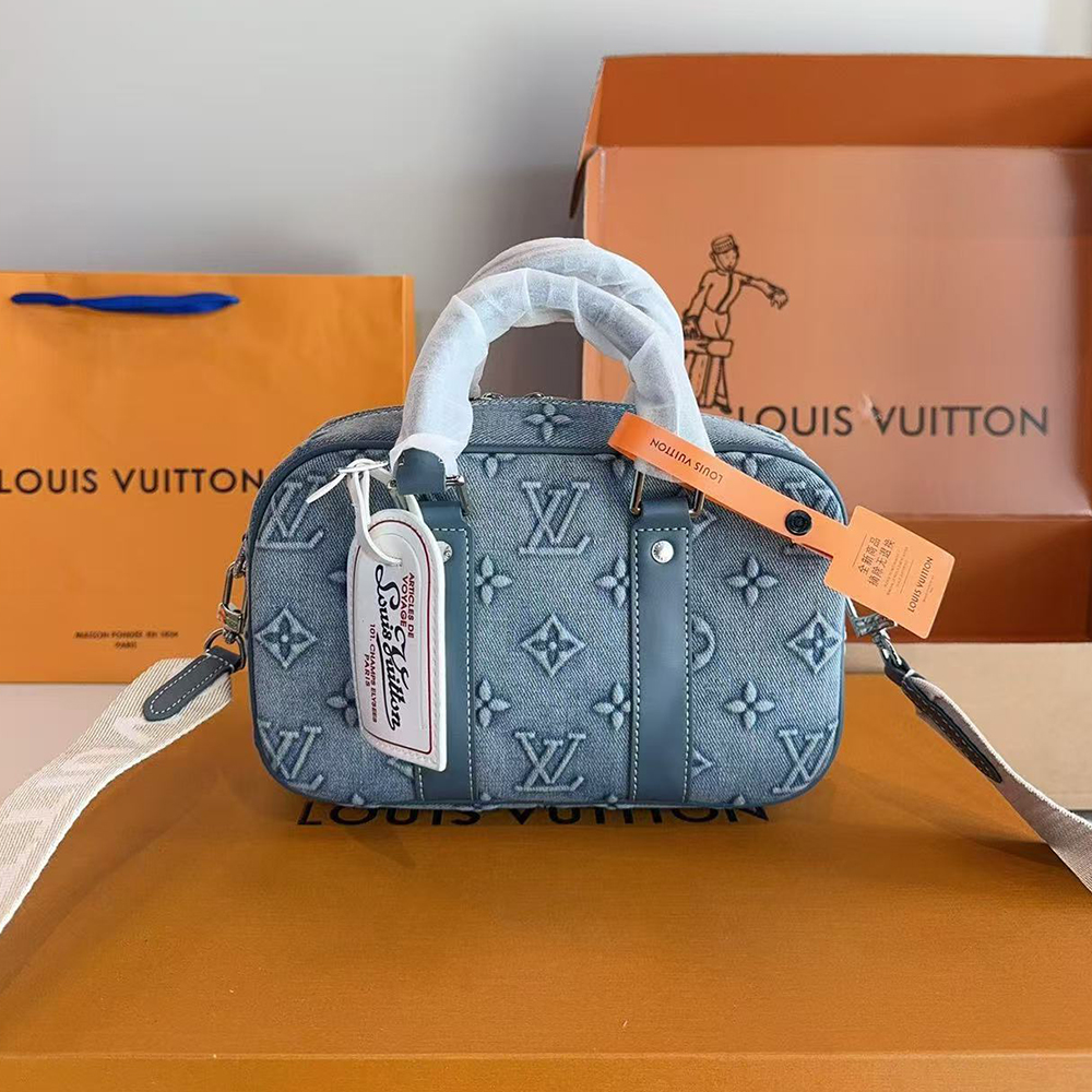 Louis Vuitton LV Crossbody Bag