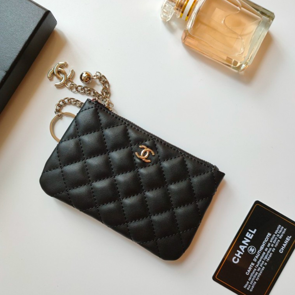 Chanel Pendant Zipper Coin Wallet