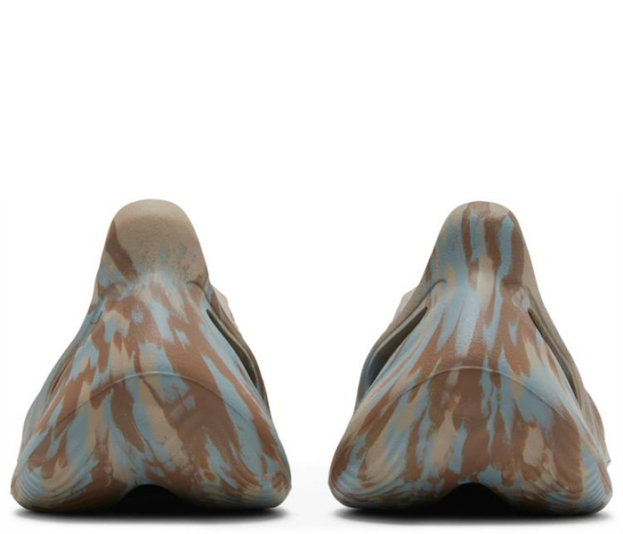 Yeezys Foam Runner MX Sand Grey GY3969