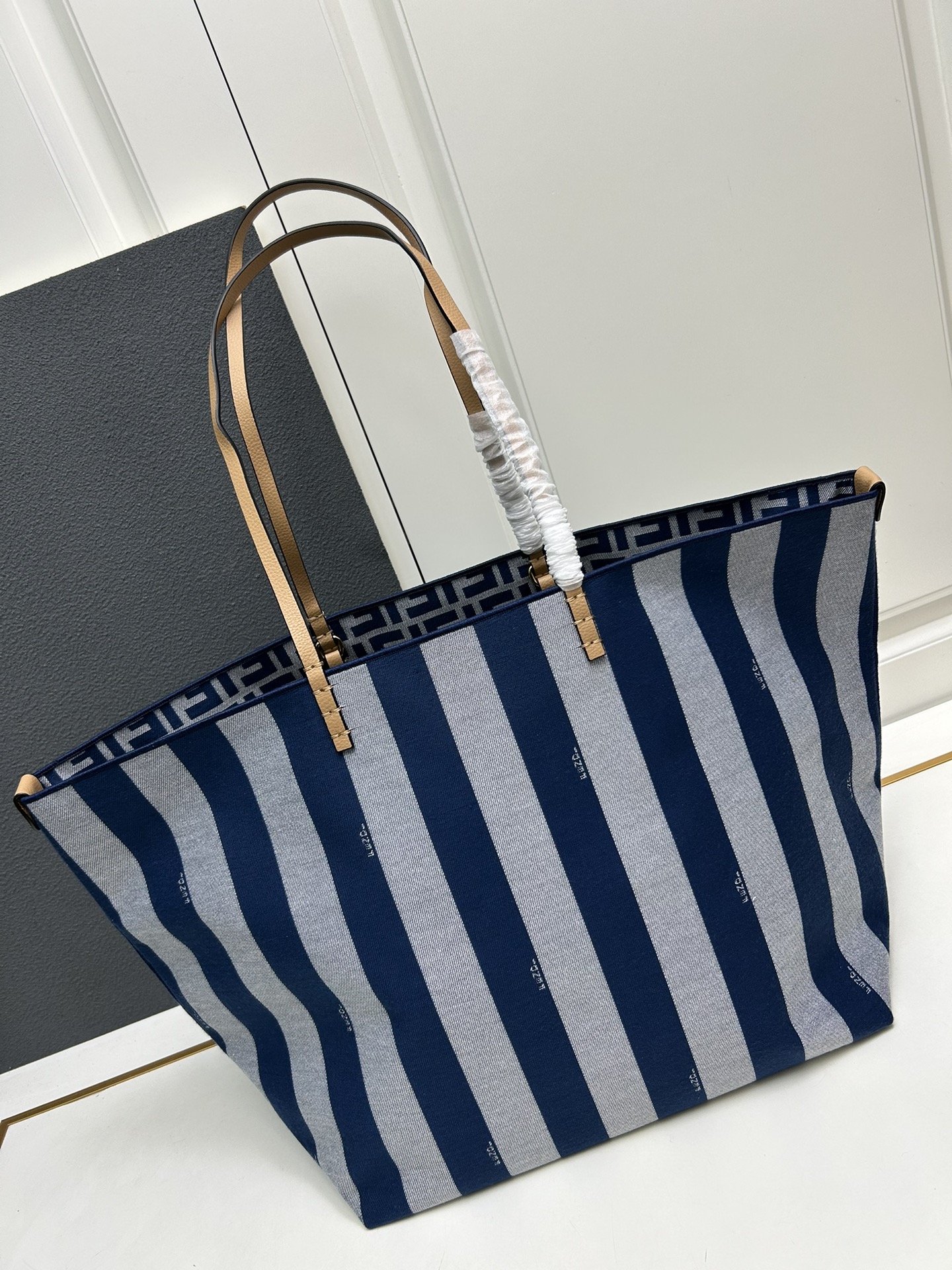 FendiReversible shopper in Pequin striped  Bag