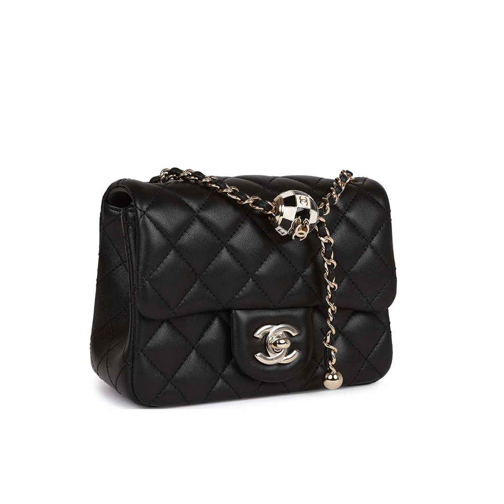 Chanel   Quilted Enamel CC Pearl Crush Mini Flap Black
