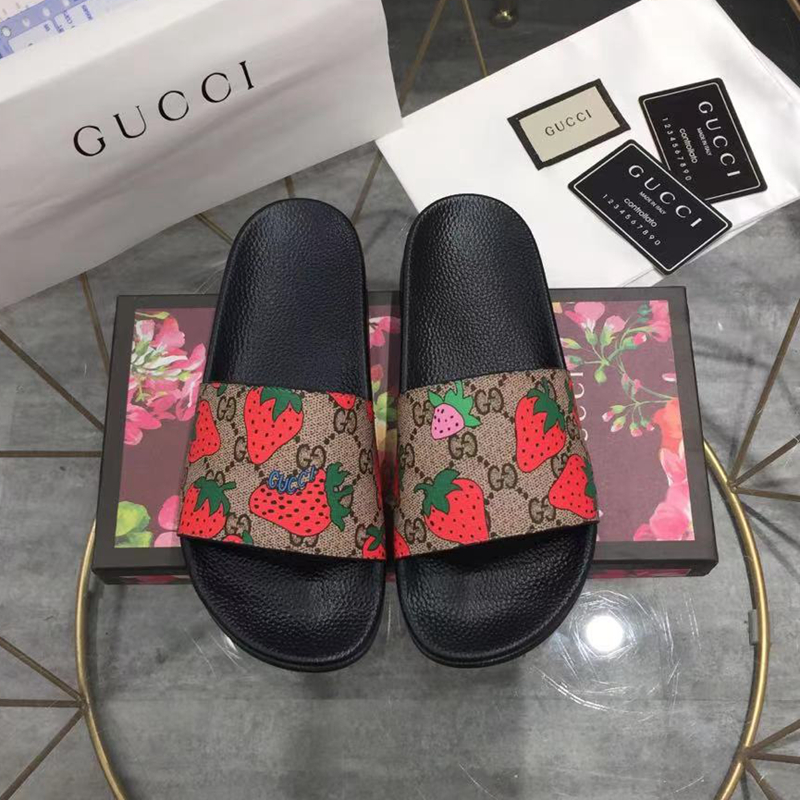 Gucci GG Blooms Supreme Floral Slide Sandal