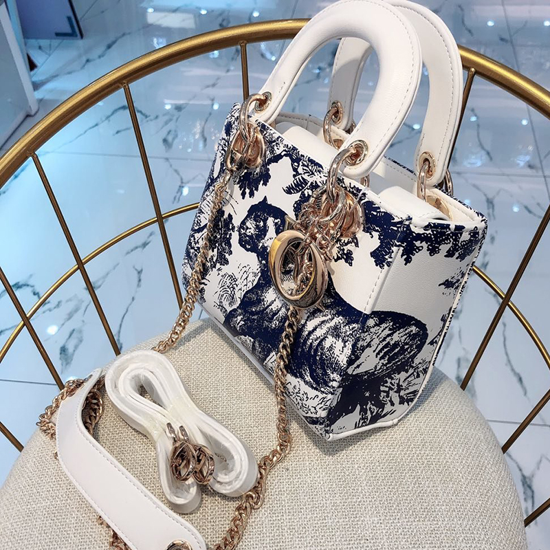 Dior The LADY D-LITE Bag