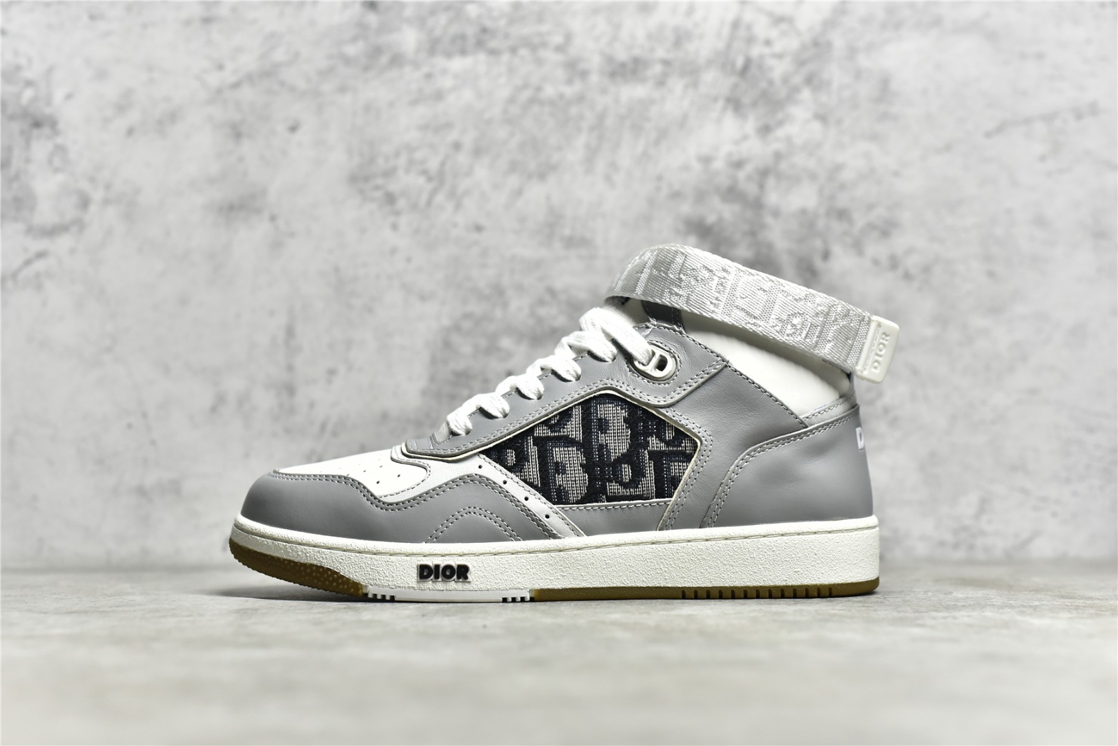 Dior B27 Sneakers High-Top Gray