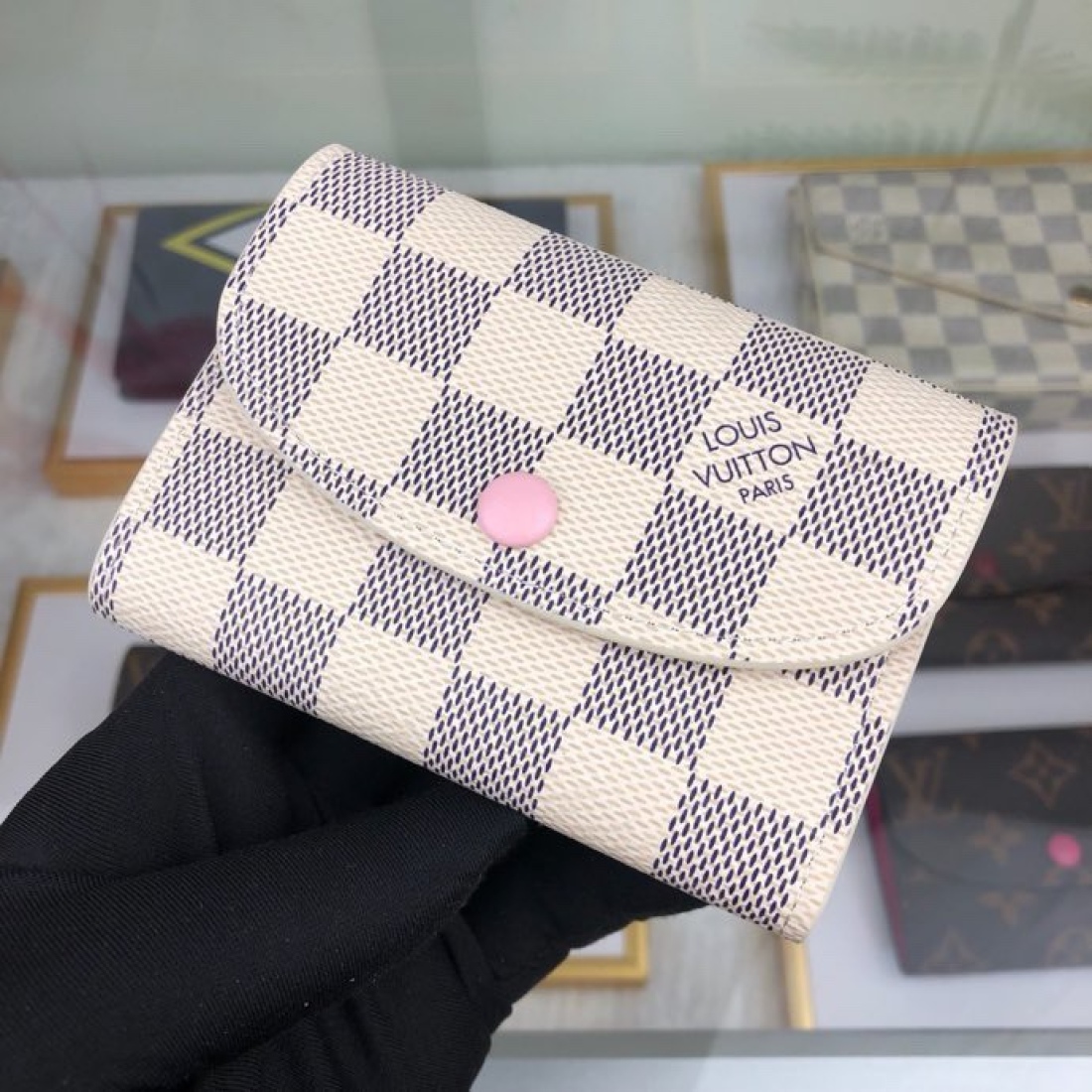 Louis Vuitton LV Rosalie Wallet M41939