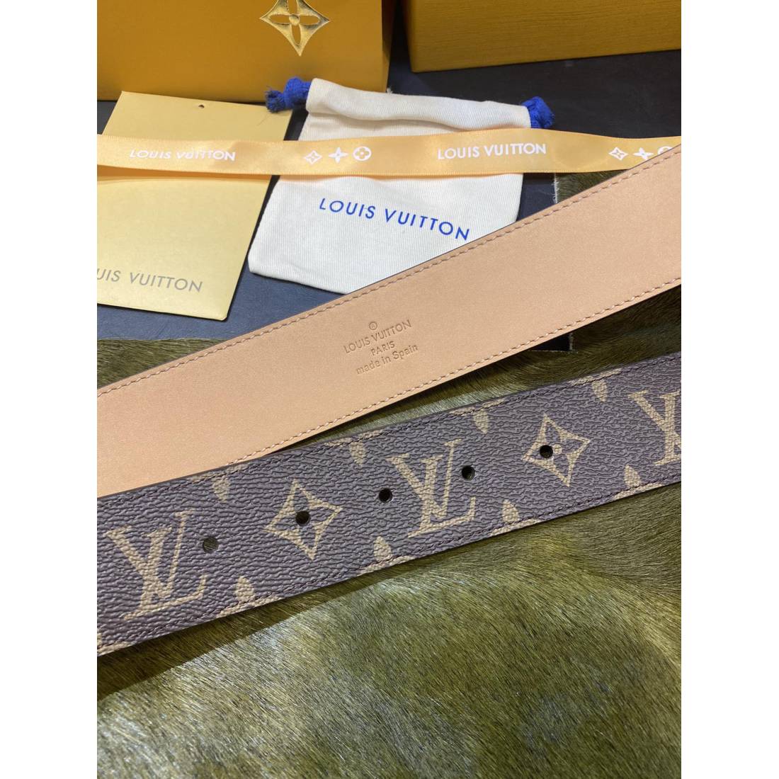 LV Classic Sand Bottom Louis Men's Belt 40 MM