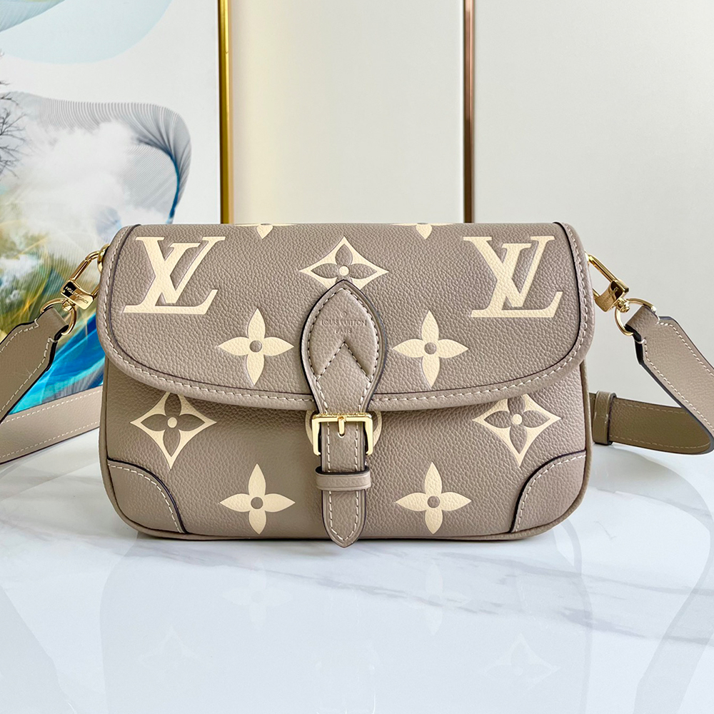 Louis Vuitton Diane M46583