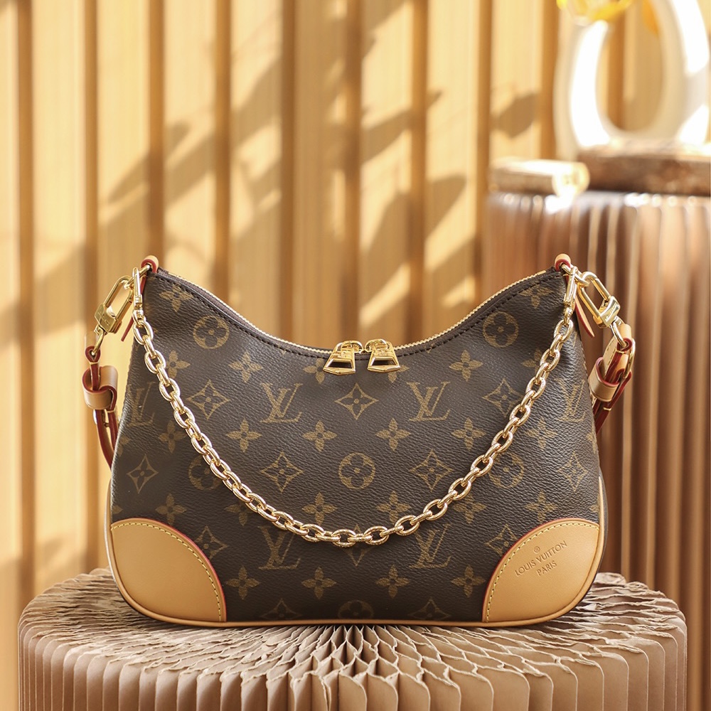 Louis Vuitton Boulogne Bag
