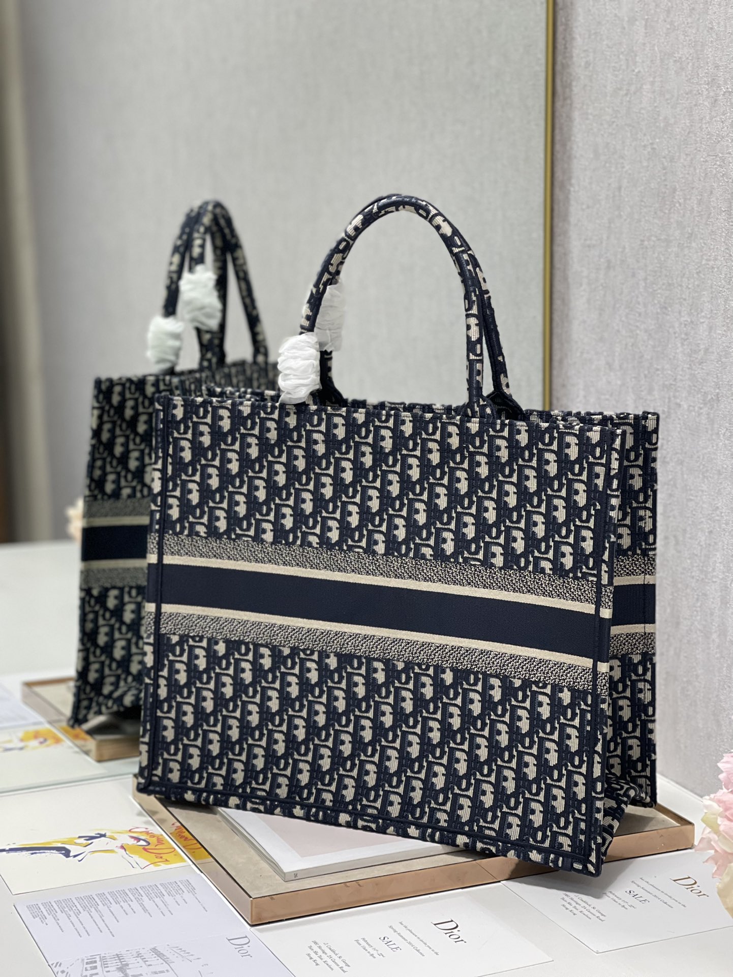 Dior Book Tote Large Dior Book Tote M1296ZRIW_M928