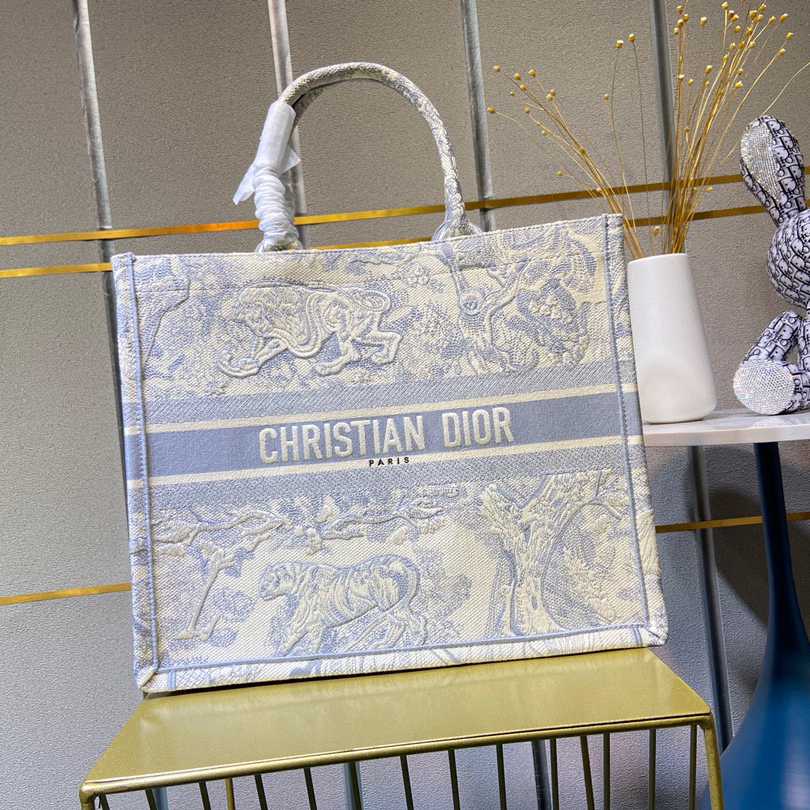 Dior Medium Book Tote