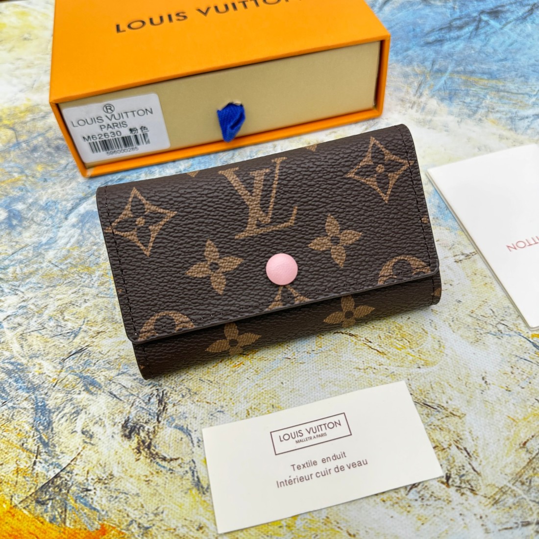 Louis Vuitton LV LV6 Key Case M62630