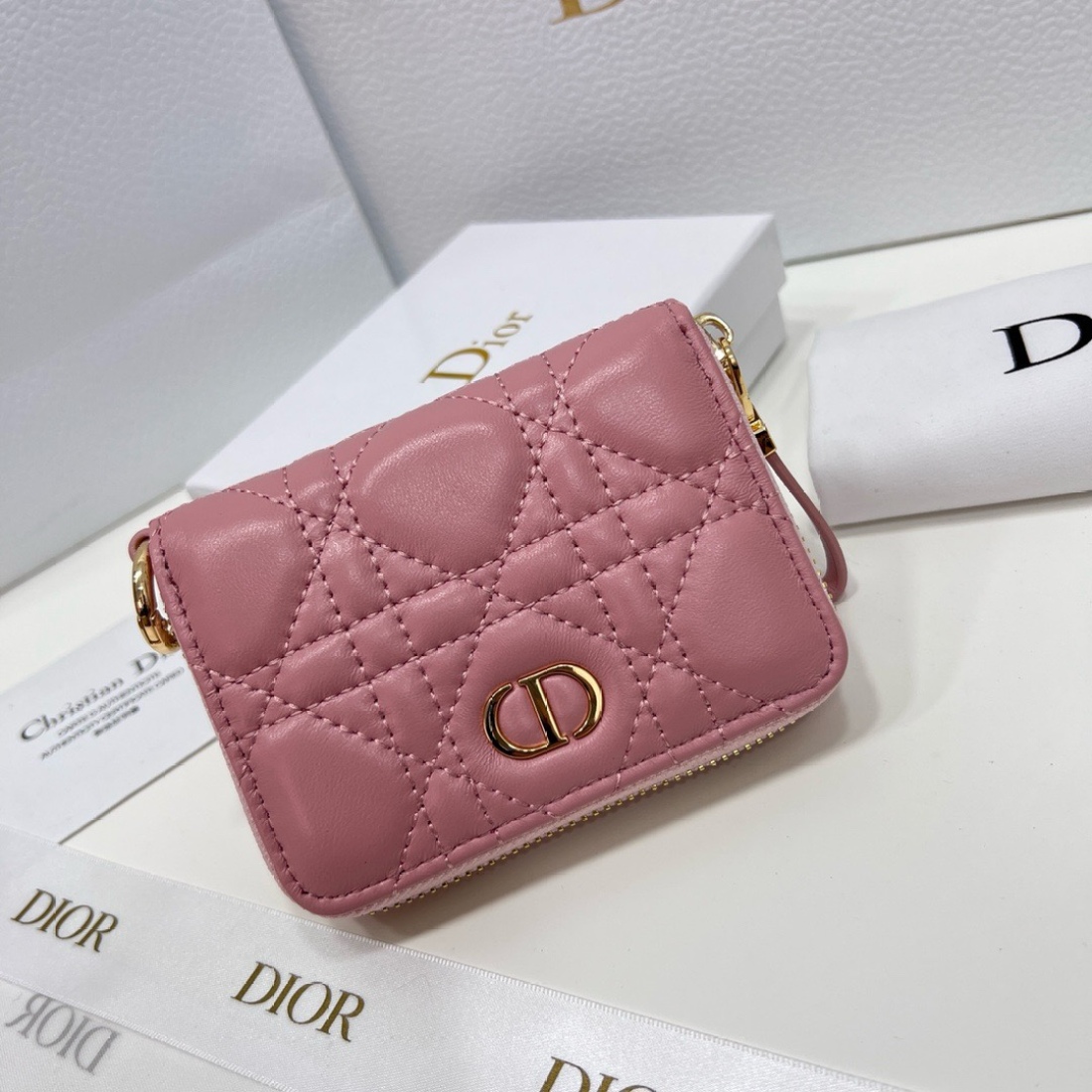 Dior 30 Montaigne Coin Wallet