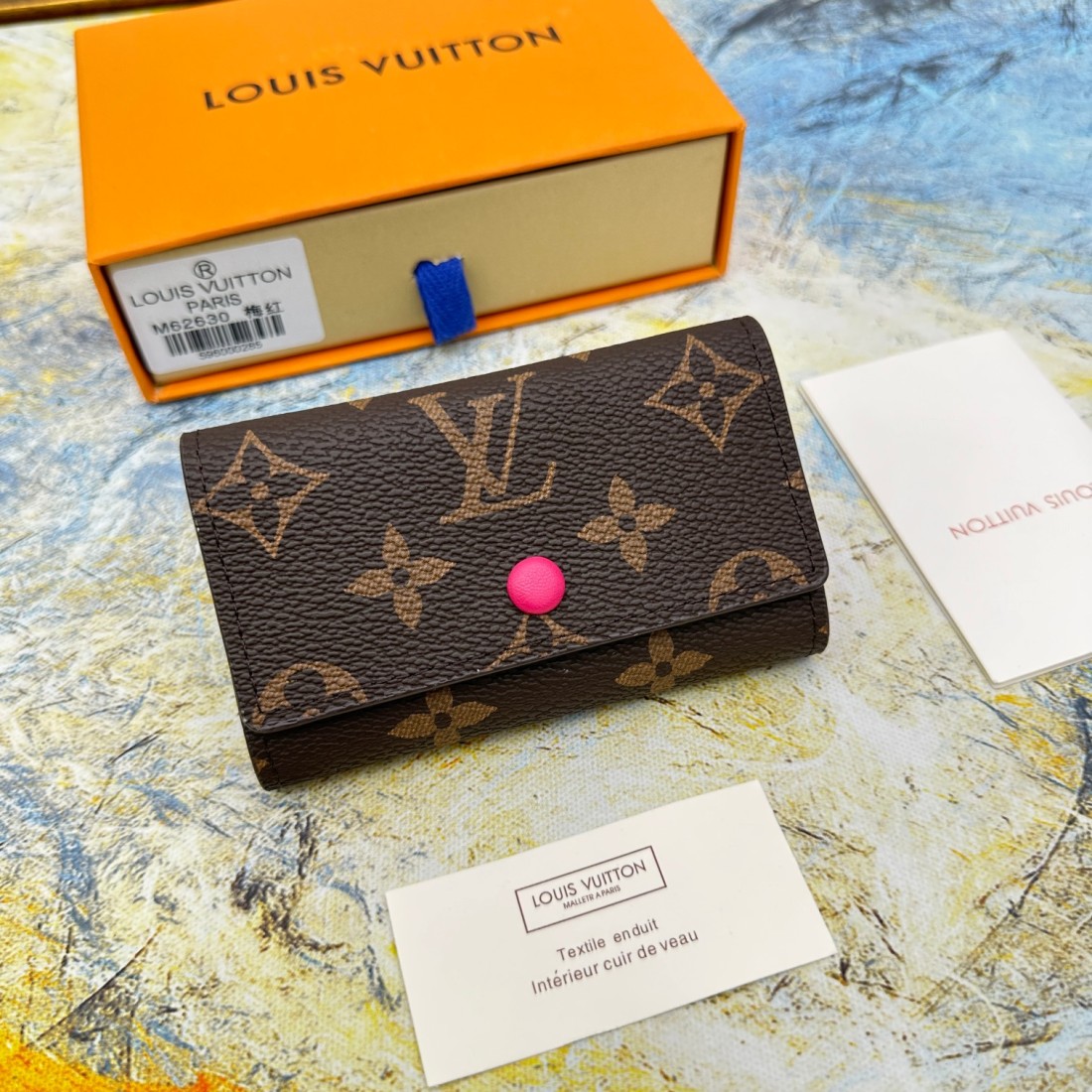 Louis Vuitton LV LV6 Key Case M62630
