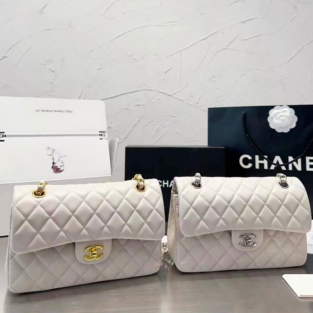 Chanel   CF Bag Small 23CM
