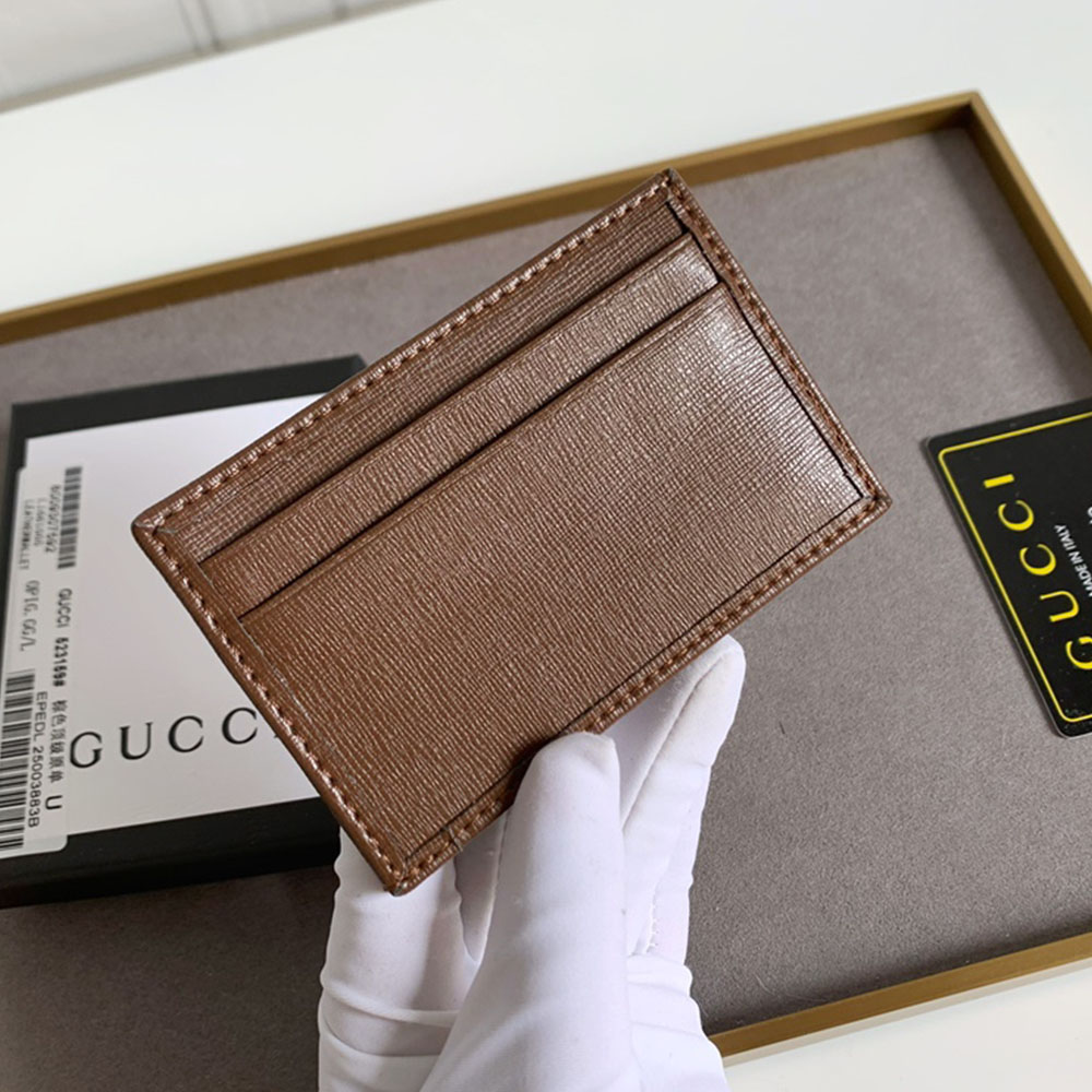 Gucci Unisex GG Card Holder
