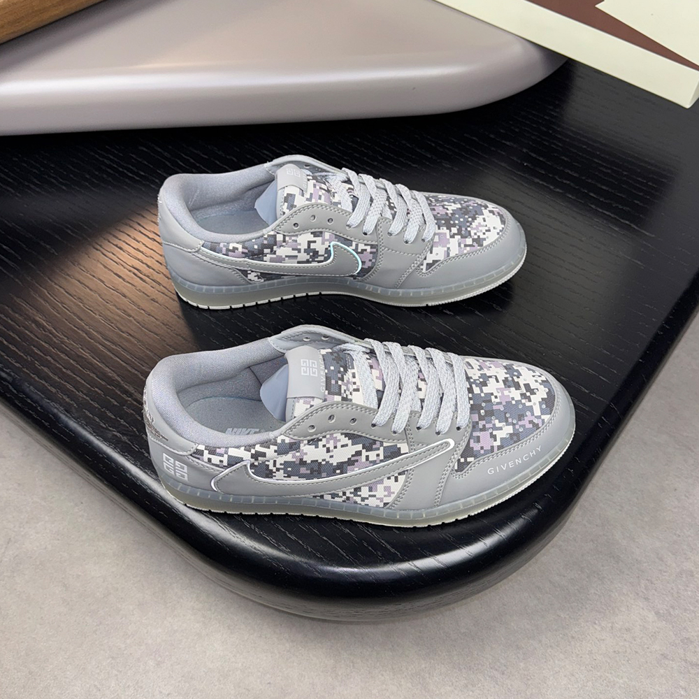 Travis Scott X Nike Air Jordan 1 Low X Givenchy Sneakers