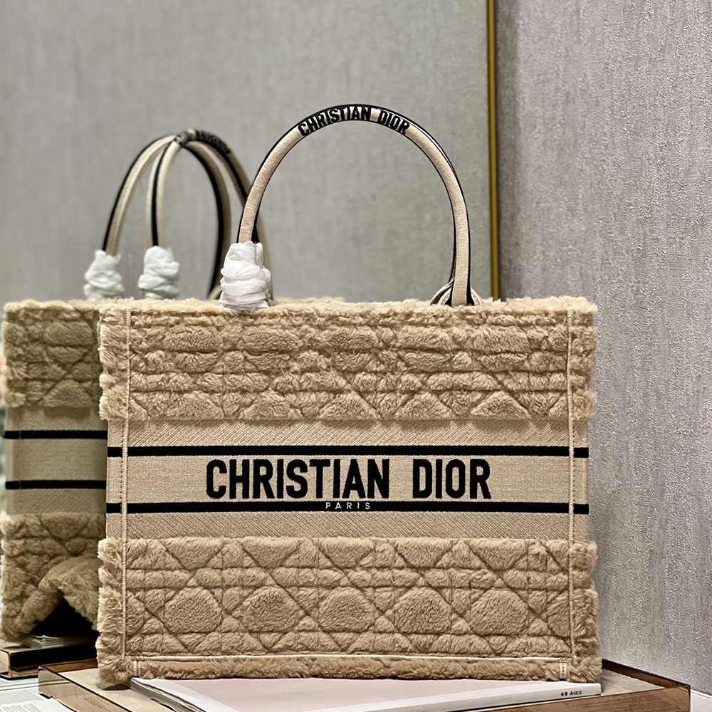 Dior Book Tote Beige Cannage Shearling M1295ZMBU_M918