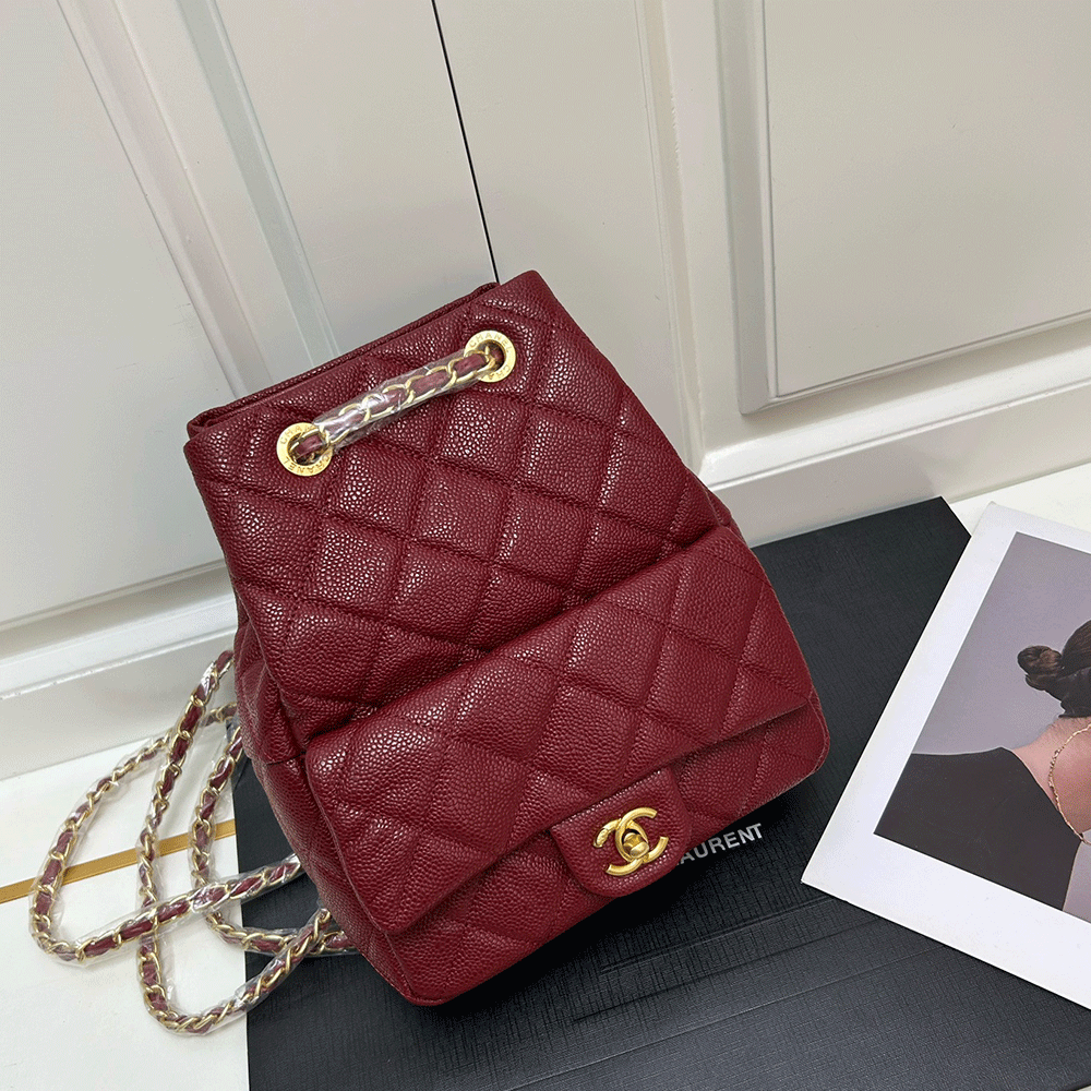 Chanel   Cowhide Bucket Bag