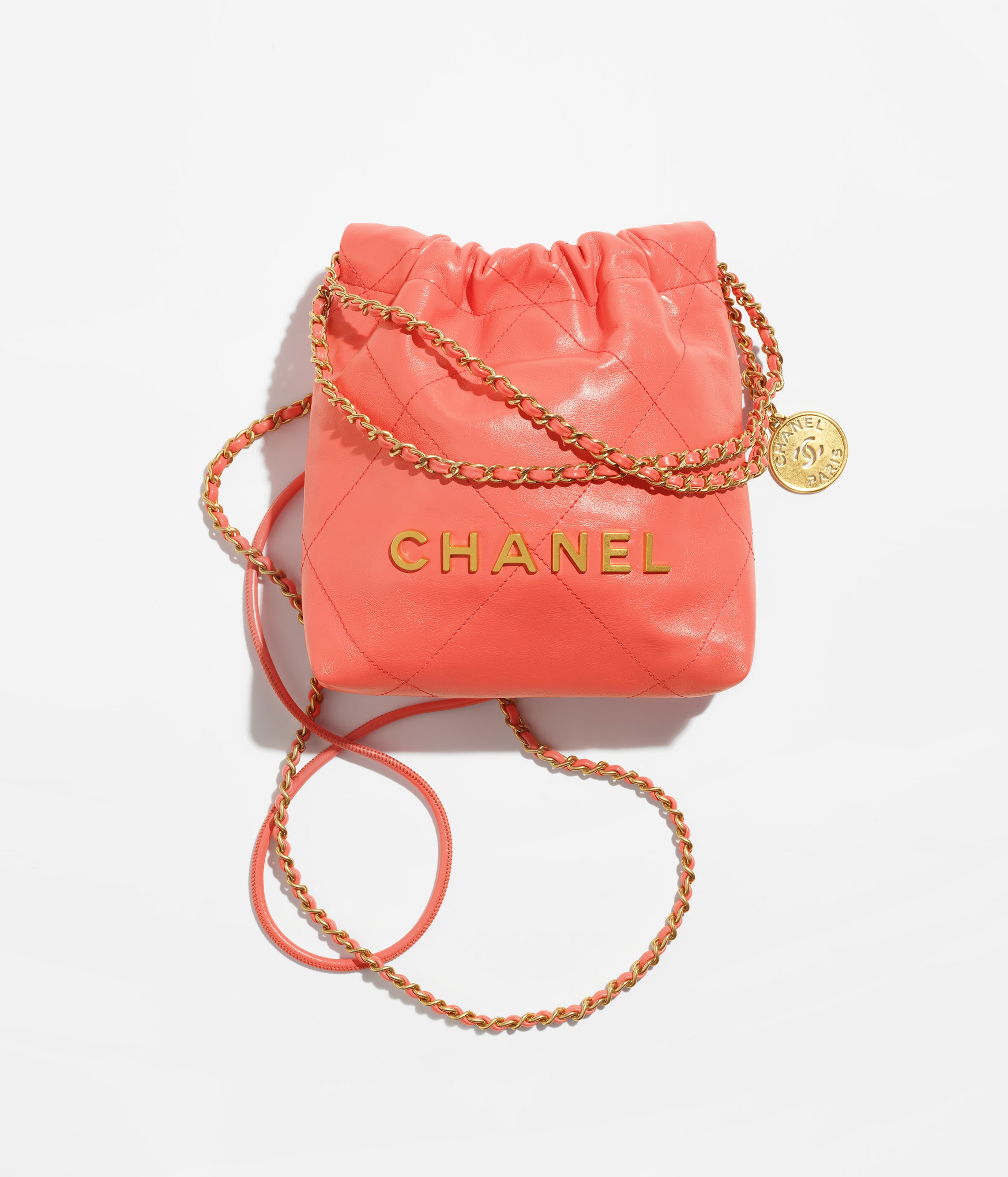 CHANEL 22 MINI HANDBAG Shiny Calfskin & Gold-Tone Metal Coral