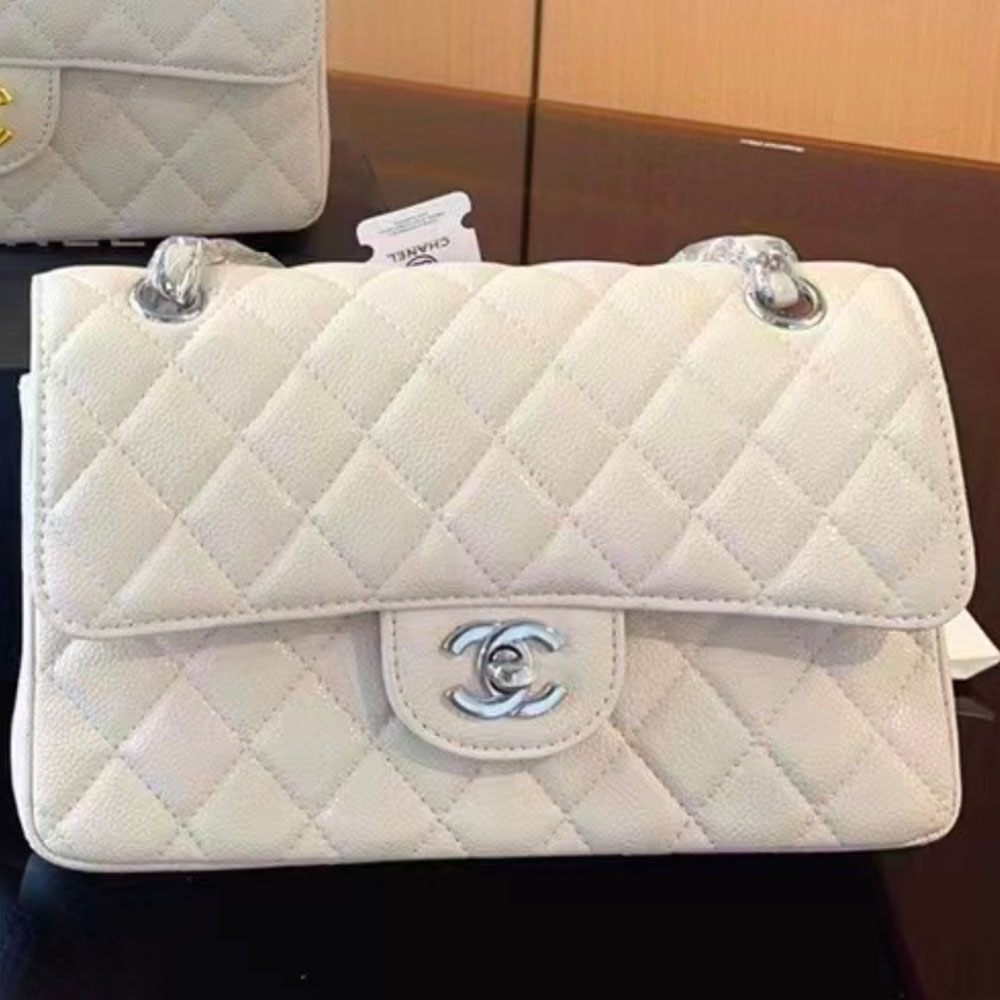 Chanel Caviar CF Small 23CM
