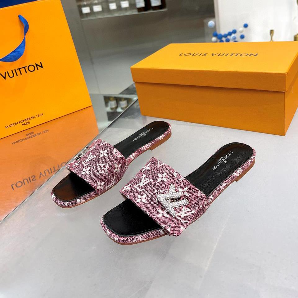 Louis Vuitton LV Flat Flat Flip-flops  Slide Sandal