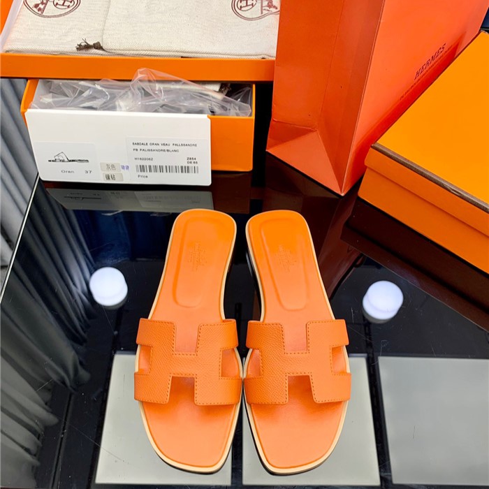 Hermes Oran sandal