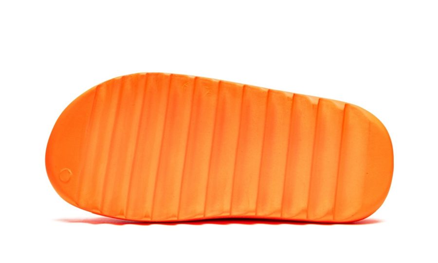 Yeezys Slides “Enflame Orange”