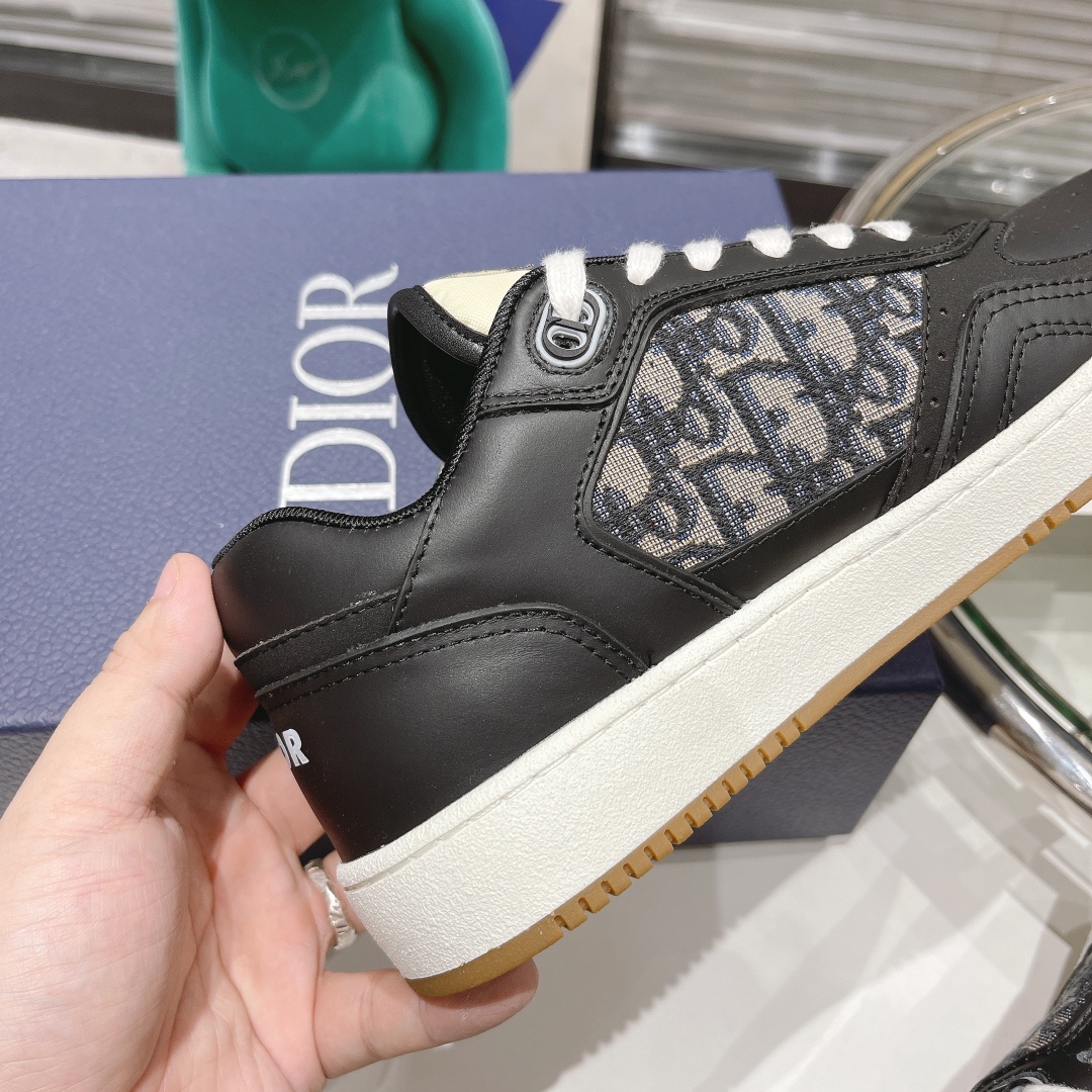 Dior B27 Sneakers
