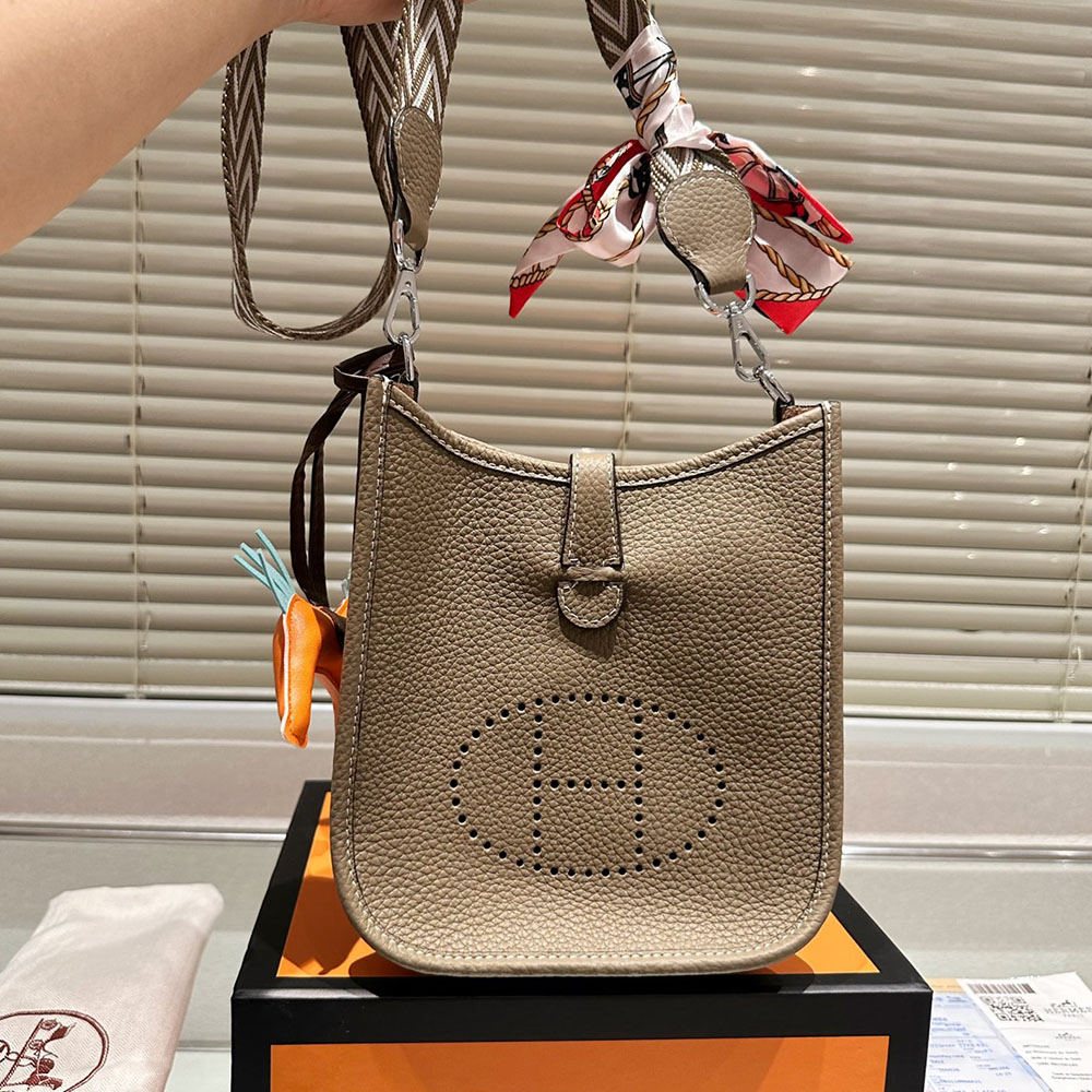 Hermes Evelyne Bag 20cm