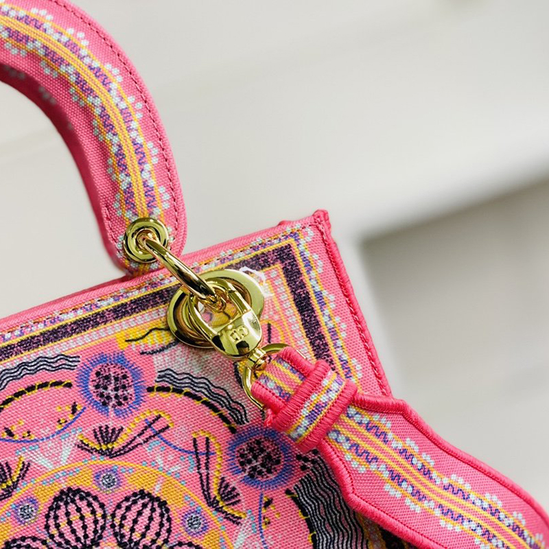 Dior The LADY D-LITE Bag