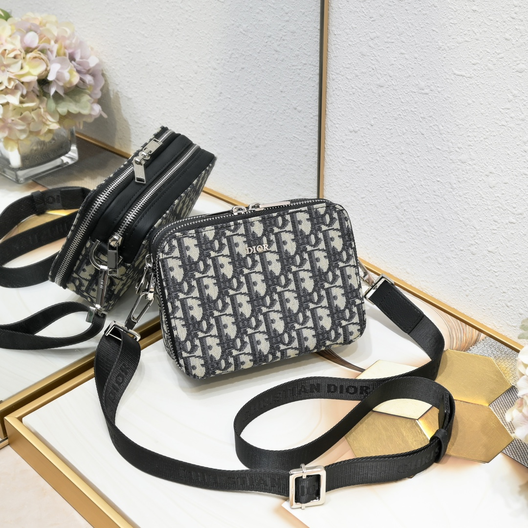 DIOR Oblique Classic Embroidery Crossbody Bag