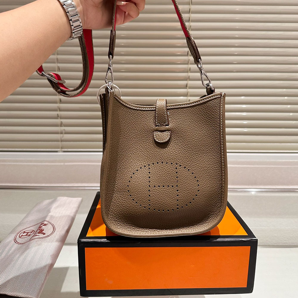 Hermes Evelyne Bag 18cm