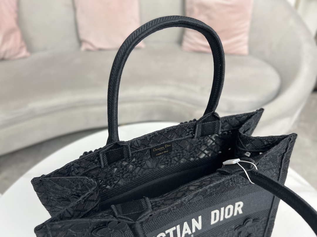 Dior Book Tote Medium D-Lace Macrame M1296ZEAX_M911