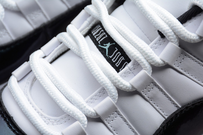 Air Jordan 11 Low Easter 528895-145