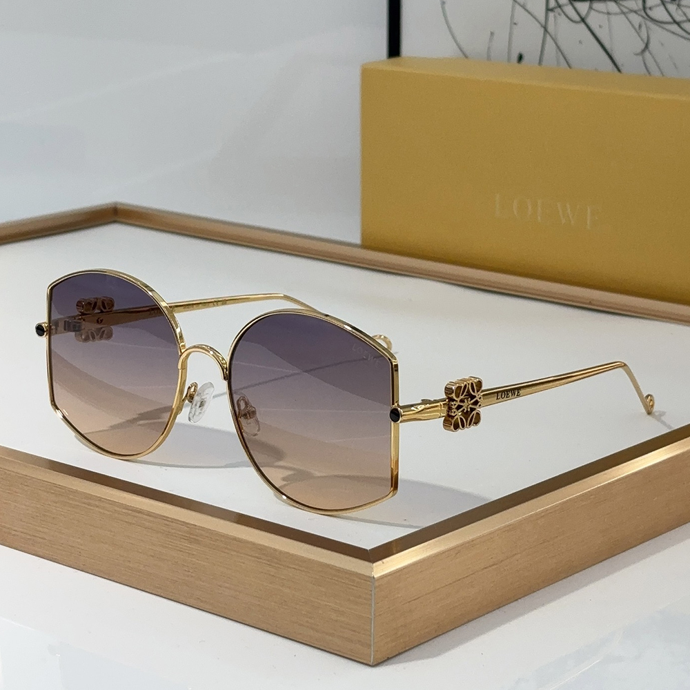 Loewe Half Round Sunscreen Sunglasses