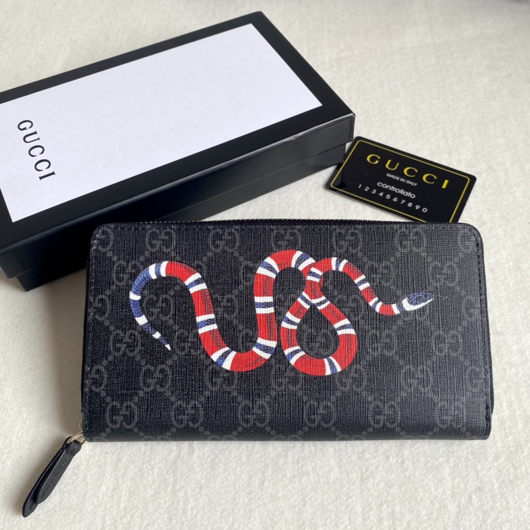 Gucci Unisex GG Supreme Printed Long Zipper Wallet