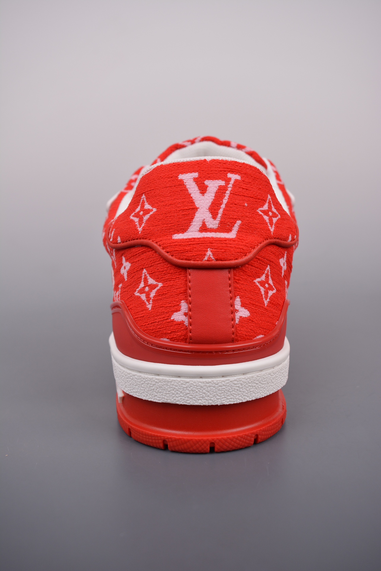 Louis Vuitton Sneakers pattern red