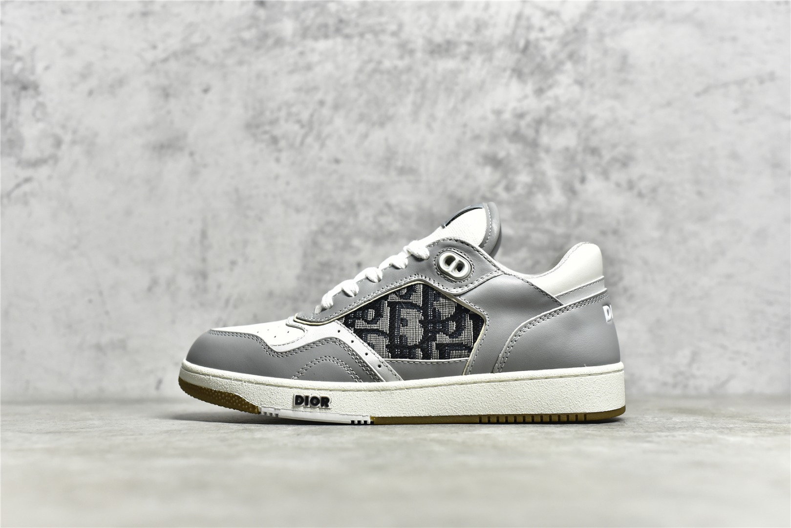Dior B27 Sneakers Low-Top Gray