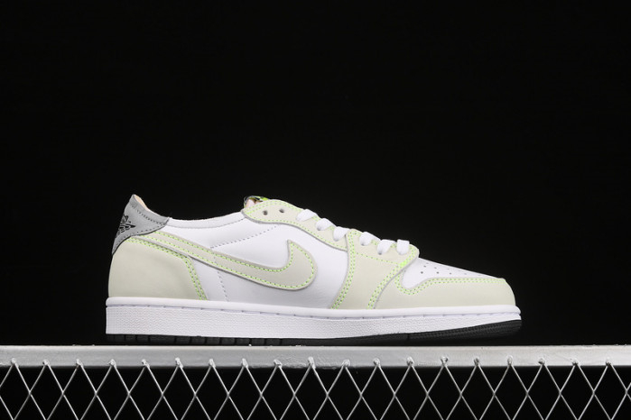 Jordan 1 Retro Low White Ghost Green Black DM7837-10R