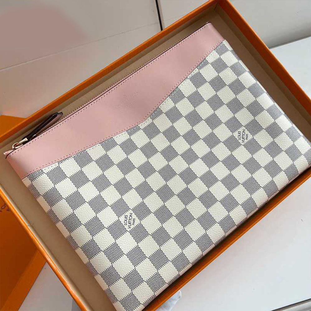 Louis Vuitton LV Daily Monogra Handbag M62048