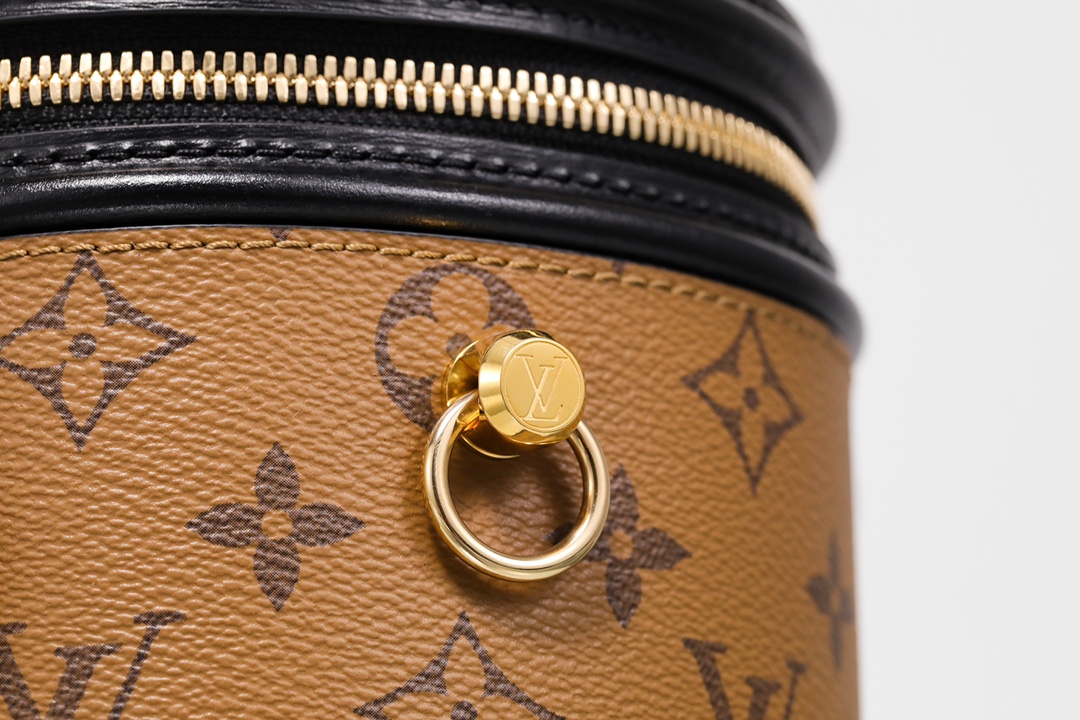 Louis Vuitton Cannes M43986