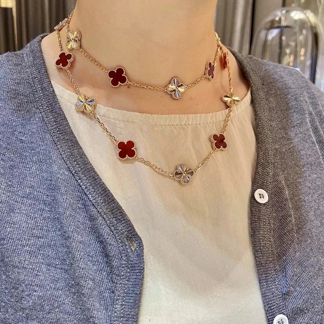 Van Cleef&Arpels VCA alhambra 20 red agate Diamond Necklace