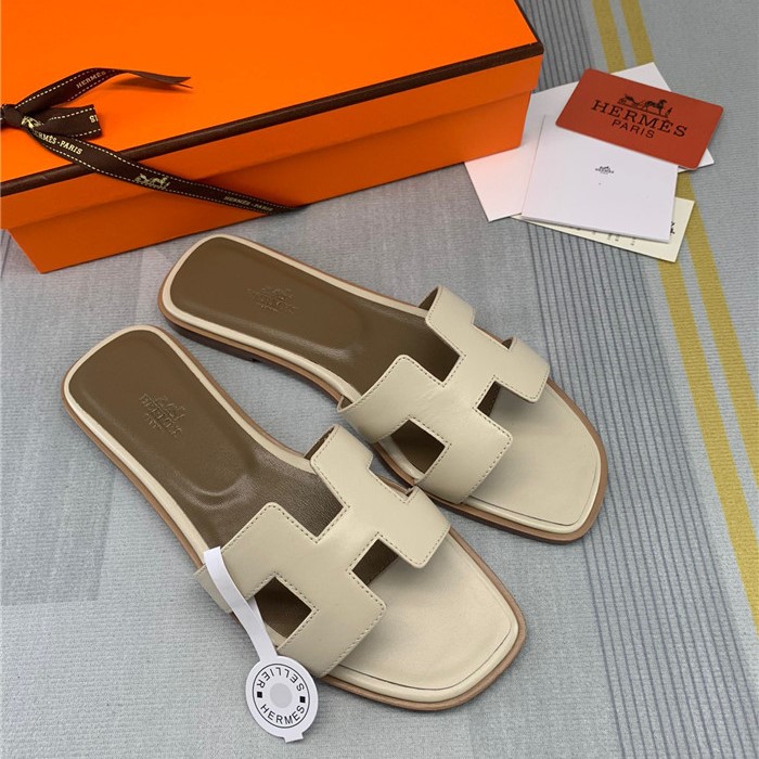 Hermes Oran sandal