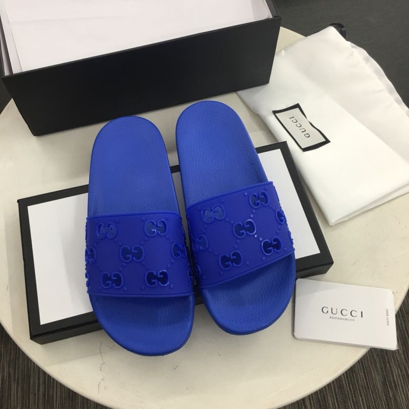 Gucci Womns GG Slide Rubber Sandals 573922
