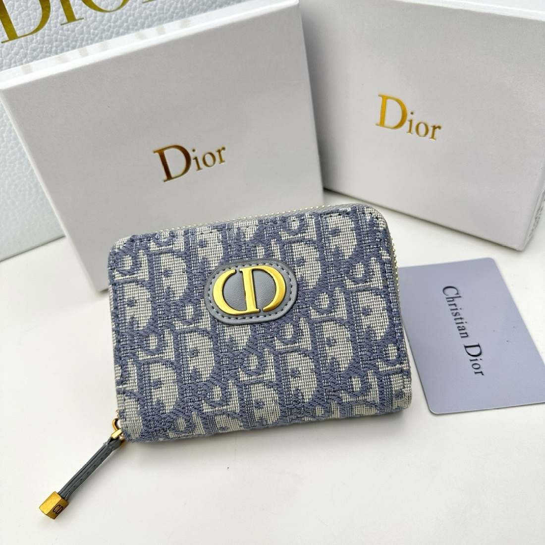 Dior 30 Montaigne Coin Wallet