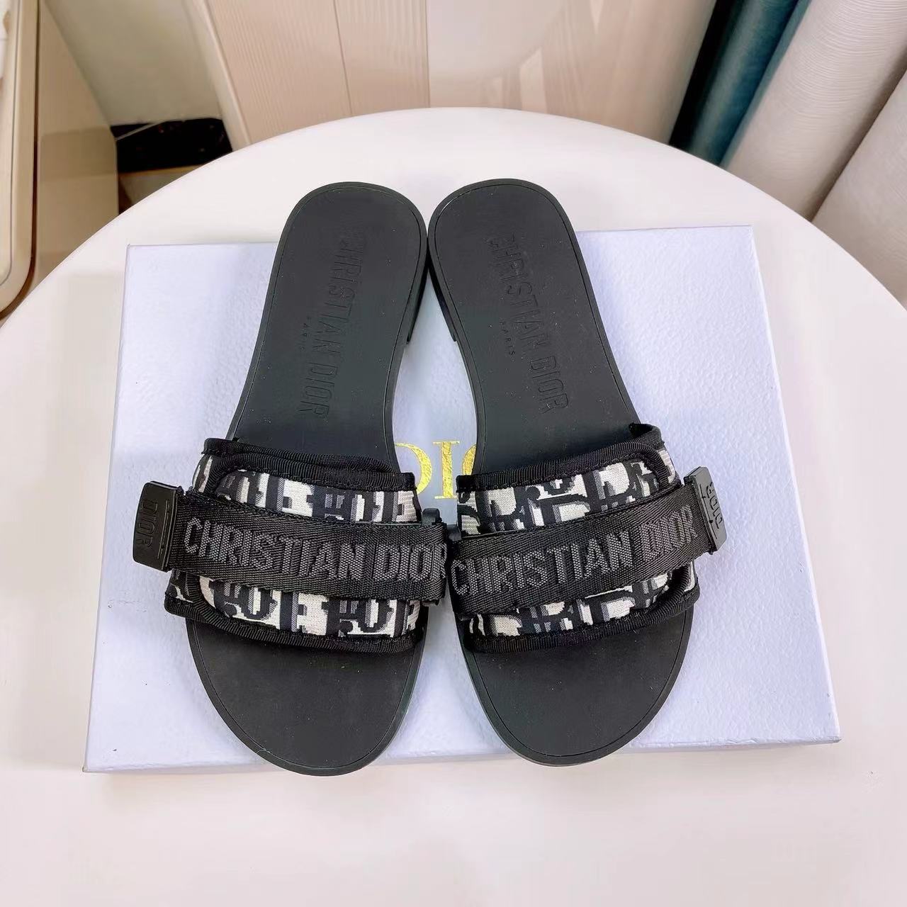 Dior DWAY Slide Slipper Sandals  With Adjustable Type Slide Sandal