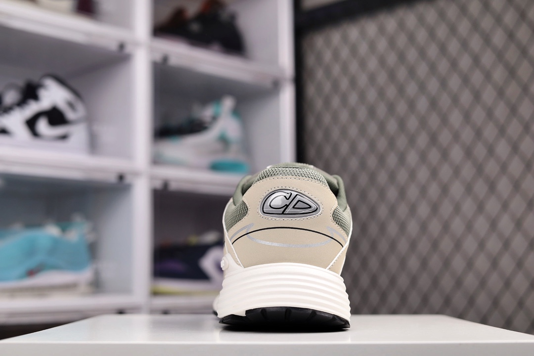 Dior B30 Dad Sneakers Brown