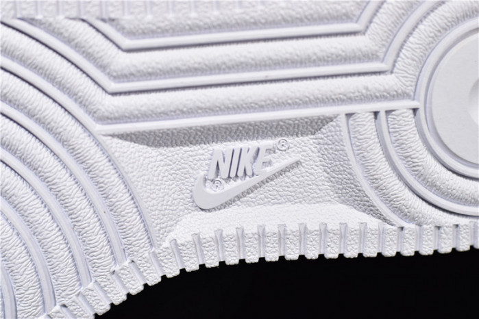 Nike Air Force 1 Low SE RED