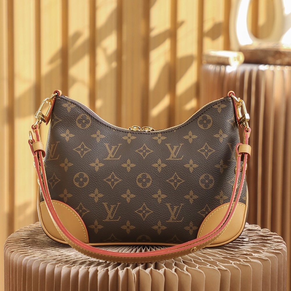 Louis Vuitton Boulogne Bag