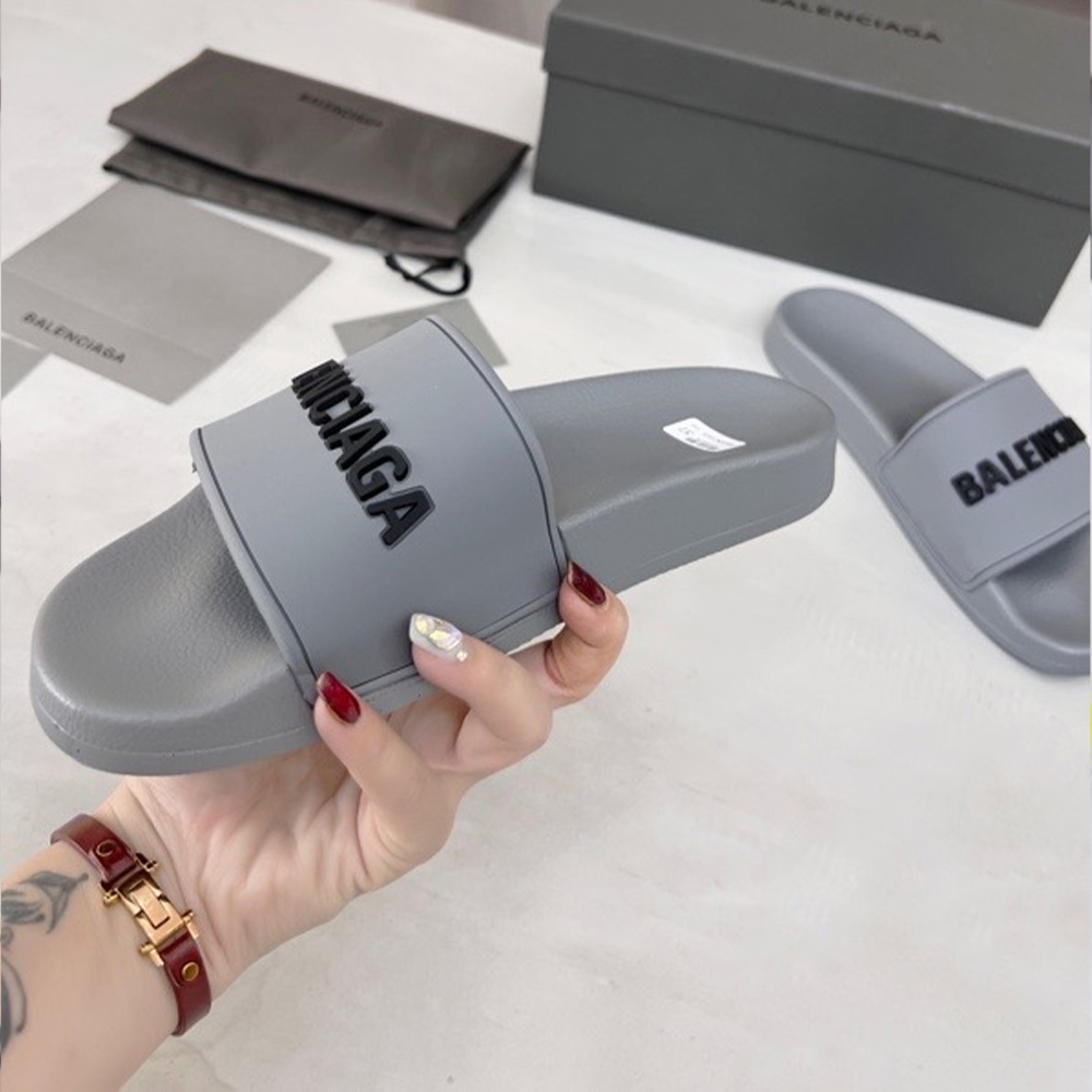 Balenciaga  Fashionable Flat Sandals Slide Sandal